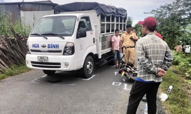 Thông tin mới nhất vụ tai nạn liên quan con gái nghi phạm bắn người rồi tự sát ở Vĩnh Long Thông tin mới nhất vụ tai nạn liên quan con gái nghi phạm bắn người rồi tự sát ở Vĩnh Long