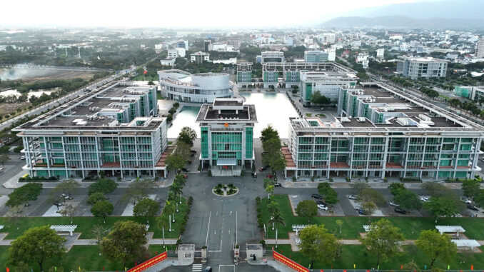 Bà Rịa - Vũng Tàu khảo sát nguyện vọng cán bộ, công viên chức trước sáp nhập Bà Rịa - Vũng Tàu khảo sát nguyện vọng cán bộ, công viên chức trước sáp nhập