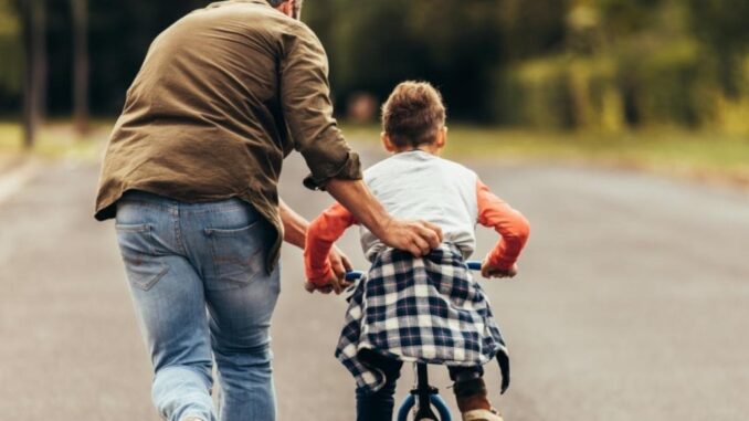Nghiên cứu phát hiện cha mẹ làm 1 trong 3 nghề sẽ tạo nên những đứa con xuất sắc nhất Nghiên cứu phát hiện cha mẹ làm 1 trong 3 nghề sẽ tạo nên những đứa con xuất sắc nhất