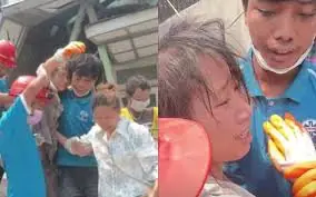Bé gái mắc kẹt trong tòa nhà đổ sập ở Myanmar sống sót thần kỳ sau hơn 2 ngày: Cảnh tượng giải cứu LAY ĐỘNG CẢ THẾ GIỚI Bé gái mắc kẹt trong tòa nhà đổ sập ở Myanmar sống sót thần kỳ sau hơn 2 ngày: Cảnh tượng giải cứu LAY ĐỘNG CẢ THẾ GIỚI