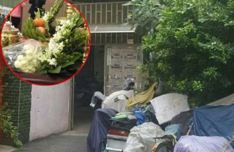 Người mẹ khóa cửa để con 4 tháng ở nhà một mình rồi đi chơi suốt 1 tuần mới về Người mẹ khóa cửa để con 4 tháng ở nhà một mình rồi đi chơi suốt 1 tuần mới về