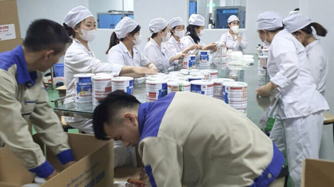 Danh sách 9 công ty trong đường dây sản xuất gần 600 loại sữa giả Danh sách 9 công ty trong đường dây sản xuất gần 600 loại sữa giả