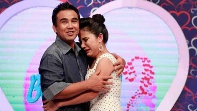Lý do tập đoàn Tôn Hoa Sen chấm dứt hợp tác với MC Quyền Linh, tuyên bố khởi kiện!!! Lý do tập đoàn Tôn Hoa Sen chấm dứt hợp tác với MC Quyền Linh, tuyên bố khởi kiện!!!