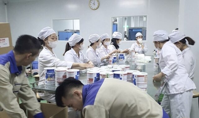 Vụ sản xuất sữa bột giả cho trẻ sơ sinh, bà bầu: Các bị can khai cho vào một số chất phụ gia Vụ sản xuất sữa bột giả cho trẻ sơ sinh, bà bầu: Các bị can khai cho vào một số chất phụ gia