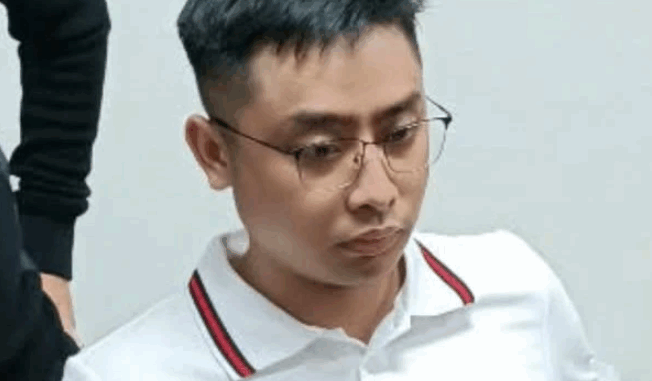 Bùi Đình Khánh hồi đi học làm lớp trưởng, r:.ù:.ng m:.ình lời bạn học kể lại: Sau cơn b ã o s ố 3 thì… Bùi Đình Khánh hồi đi học làm lớp trưởng, r:.ù:.ng m:.ình lời bạn học kể lại: Sau cơn b ã o s ố 3 thì…