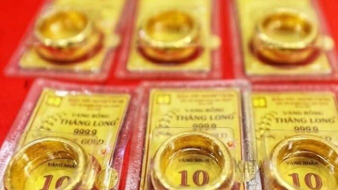Giá vàng hôm nay 29/04: Lao dốc ‘không phanh’? Giá vàng hôm nay 29/04: Lao dốc ‘không phanh’?