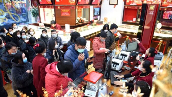 Giá vàng chiều nay (17-4): Vàng lập đỉnh mới Giá vàng chiều nay (17-4): Vàng lập đỉnh mới