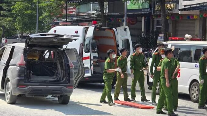Hai người tuv0ng bên ô tô bị đ.ố.t c.h.á.y: Hé lộ kết quả điều tra ban đầu Hai người tuv0ng bên ô tô bị đ.ố.t c.h.á.y: Hé lộ kết quả điều tra ban đầu