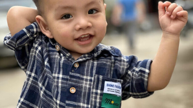 Chưa nói sõi, bé 3 tuổi trở thành ‘người hùng nhí’ cứu bạn thoát đuối nước Chưa nói sõi, bé 3 tuổi trở thành ‘người hùng nhí’ cứu bạn thoát đuối nước