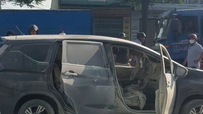 Phong tỏa hiện trường vụ người đàn ông và phụ nữ chết trên đường phố Đà Nẵng Phong tỏa hiện trường vụ người đàn ông và phụ nữ chết trên đường phố Đà Nẵng