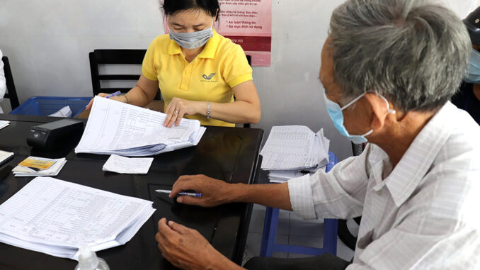TIN VUI: Đã có danh sách các trường hợp được TĂNG LƯƠNG HƯU 15% ngay trong đợt tới, chuẩn bị cầm tiền về tiêu TIN VUI: Đã có danh sách các trường hợp được TĂNG LƯƠNG HƯU 15% ngay trong đợt tới, chuẩn bị cầm tiền về tiêu