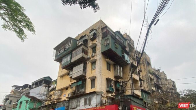 Cải tạo nhà tập thể cũ tại Hà Nội: Việc đền bù được thực hiện như thế nào? Cải tạo nhà tập thể cũ tại Hà Nội: Việc đền bù được thực hiện như thế nào?