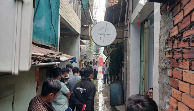 Ki::nh ho::àng: Ch::áy lớn ở Tiền Giang, 4 người trong 1 gia đình tuvong Ki::nh ho::àng: Ch::áy lớn ở Tiền Giang, 4 người trong 1 gia đình tuvong
