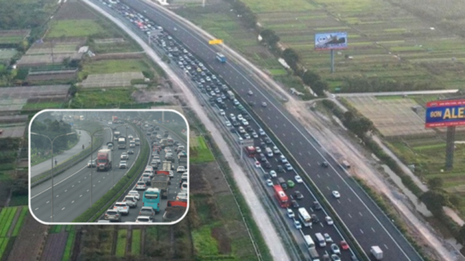 Hà Nội chi hơn 300 tỷ làm 1km đường ‘cứu nguy’ cho tuyến cao tốc huyết mạch ở cửa ngõ phía Nam Hà Nội chi hơn 300 tỷ làm 1km đường ‘cứu nguy’ cho tuyến cao tốc huyết mạch ở cửa ngõ phía Nam