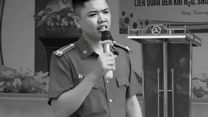 Cô giáo của Thiếu tá Nguyễn Đăng Khải nghẹn ngào: 'Em nhờ tôi cuối năm đi đón dâu' Cô giáo của Thiếu tá Nguyễn Đăng Khải nghẹn ngào: 'Em nhờ tôi cuối năm đi đón dâu'