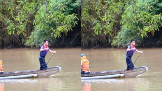 Lật xuồng, phó chủ tịch xã bị nước cuốn t.ử von.g Lật xuồng, phó chủ tịch xã bị nước cuốn t.ử von.g