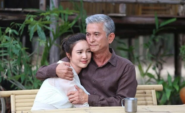 Ngày đưa người yêu về ra mắt, bố m;;ắng t/é t/á/t rồi nói nếu tôi vẫn cố chấp làm đám cưới thì sẽ không có kết quả tốt đẹp nhưng tôi không nghe, nào ngờ 3 năm sau l/y h/ôn ngấn nước mắt ôm con về nhà đ/ẻ thì bố đ/uổi thẳng rồi nói 1 câu khiến tôi ch/ế/t lặng Ngày đưa người yêu về ra mắt, bố m;;ắng t/é t/á/t rồi nói nếu tôi vẫn cố chấp làm đám cưới thì sẽ không có kết quả tốt đẹp nhưng tôi không nghe, nào ngờ 3 năm sau l/y h/ôn ngấn nước mắt ôm con về nhà đ/ẻ thì bố đ/uổi thẳng rồi nói 1 câu khiến tôi ch/ế/t lặng