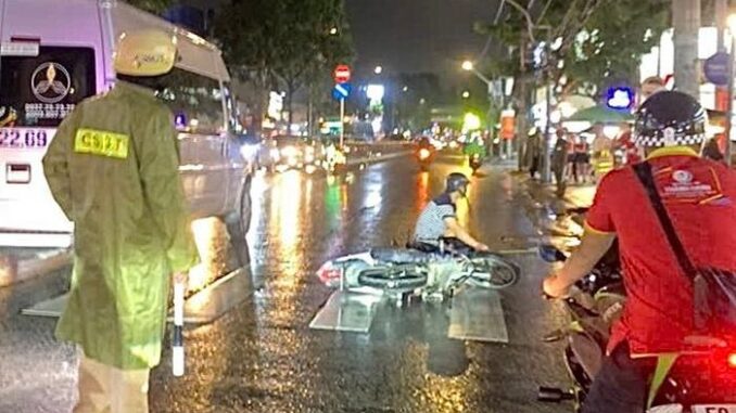 Nam sinh viên t:ử v:ong sau ta:i nạ:n nghiêm trọng ở Gò Vấp Nam sinh viên t:ử v:ong sau ta:i nạ:n nghiêm trọng ở Gò Vấp