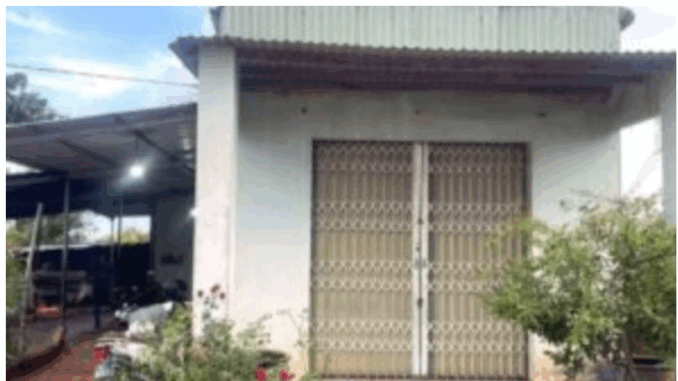Căn nhà phát hiện 3 m ẹ c on Căn nhà phát hiện 3 m ẹ c on