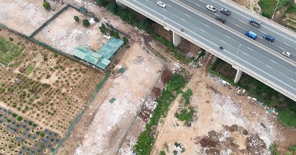 Chủ tịch Hà Nội yêu cầu xử lý nghiêm các đối tượng san lấp đất nông nghiệp, xây dựng trái phép tại bãi bồi sông Hồng Chủ tịch Hà Nội yêu cầu xử lý nghiêm các đối tượng san lấp đất nông nghiệp, xây dựng trái phép tại bãi bồi sông Hồng