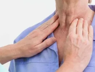 Người đàn ông 35 tuổi viêm họng h:óa tr:ị 5 lần ch::ế;t, bác sĩ qu:át: Vứt 2 thứ trong tủ lạnh đi