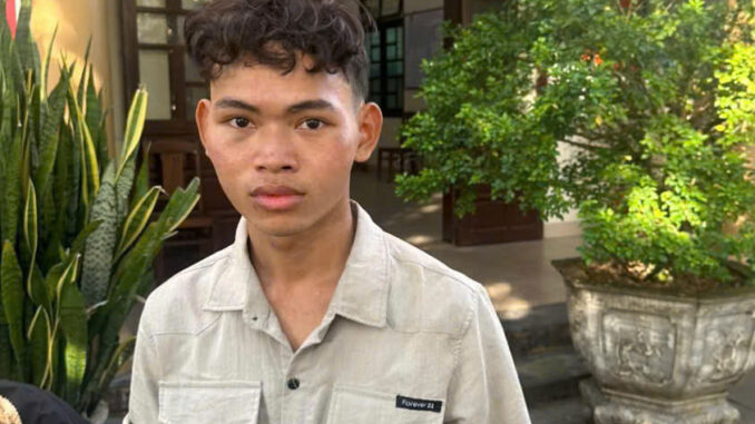 Hai bên thông gia lao vào nhau ẩu đả khi chăm sản phụ ở viện, 1 người ra đi Hai bên thông gia lao vào nhau ẩu đả khi chăm sản phụ ở viện, 1 người ra đi